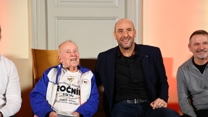 FOTO: Mladší dcera se aktivně věnuje gymnastice a tancování, starší zase preferuje tenis a volejbal.