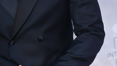 FOTO: Moderátor Leoš Mareš ukázal hodinky.