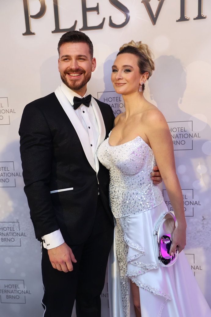 Barbora Mottlová s manželem Davidem Plevou.