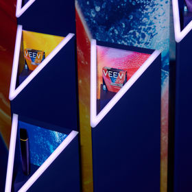 Večer plný chutí Veev One X: @patrikplates v akci s Elisabeth Kopeckou 