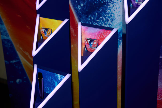 Večer plný chutí Veev One X: @patrikplates v akci s Elisabeth Kopeckou 