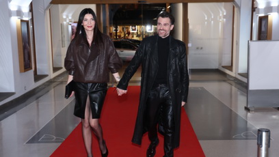 FOTO: Leoš Mareš ruku v ruce s Monikou Marešovou.