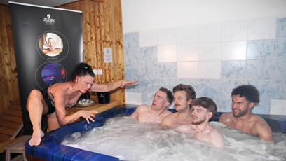 FOTO: Ve wellness zóně bylo pořádně horko.