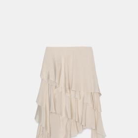 Splývavá sukně s volánky, Zara, 1 499 Kč