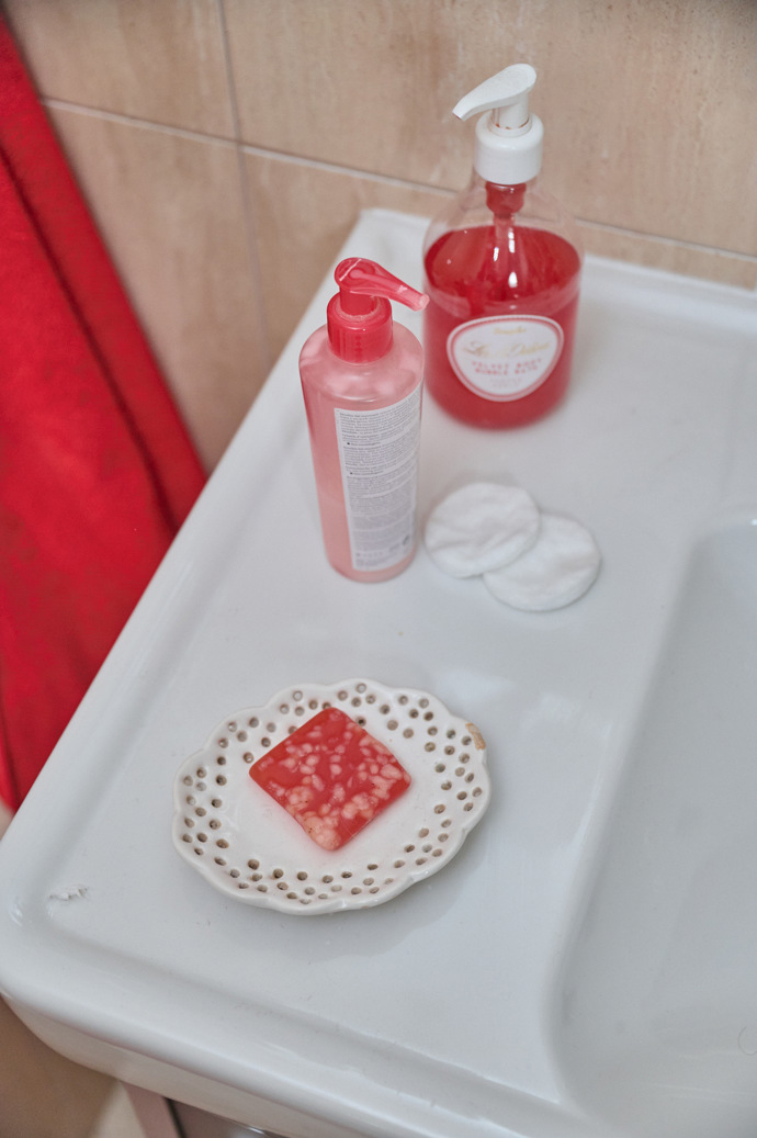 Všechny doplňky musí být ve správné barvě