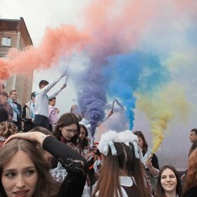 Pan Nikdo proti Putinovi pojednává o událostech v Rusku.