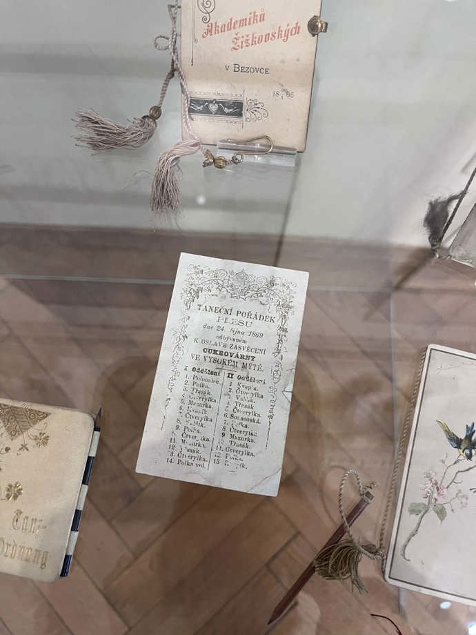 Taneční pořádek k oslavě cukrovárny ve Vysokém Mýtě. 