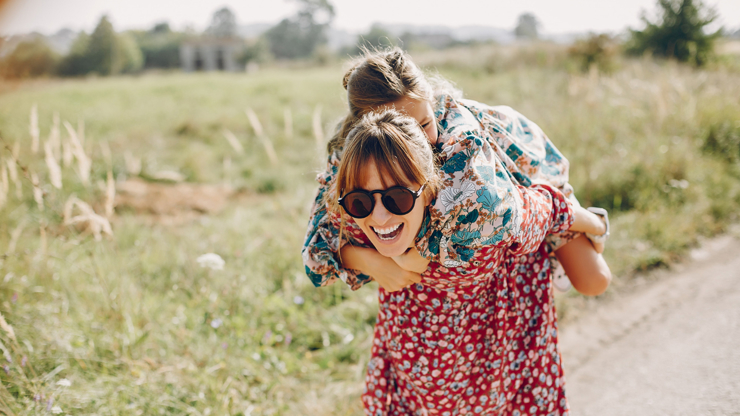 Denní horoskop na sobotu 4. 4. 2026: Lvi by měli jednat ohleduplně a Blíženci by měli spory řešit s klidem