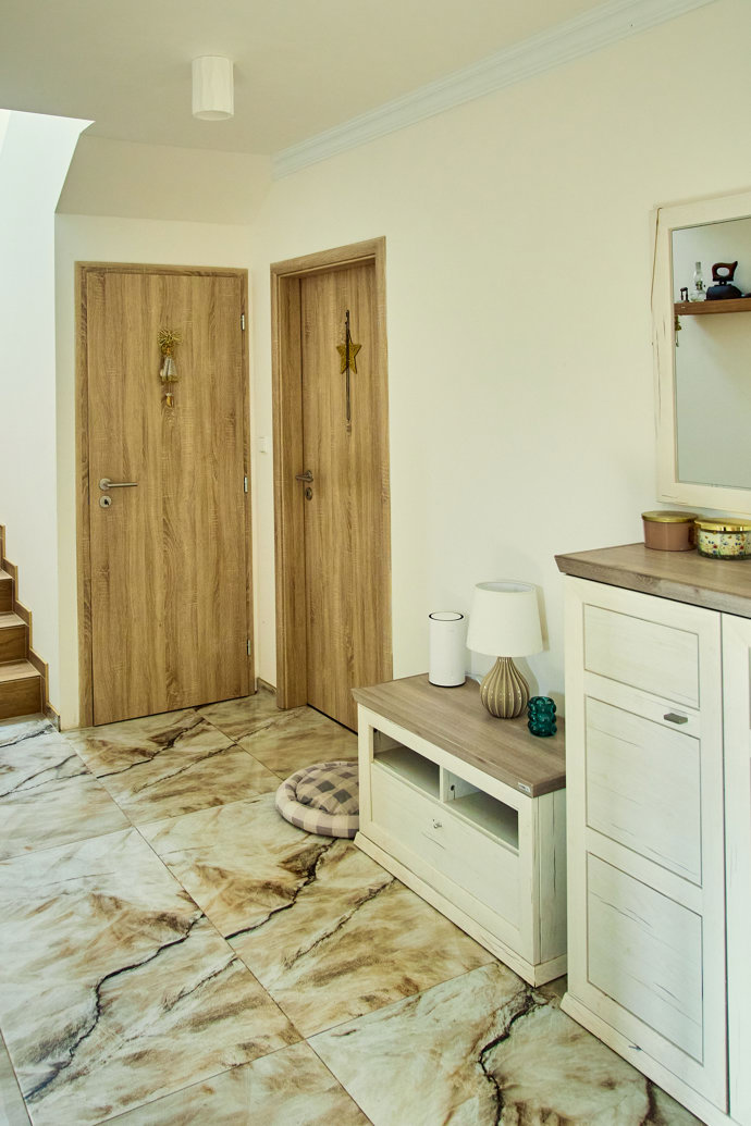 Hana Kynychová ukázala bydlení.