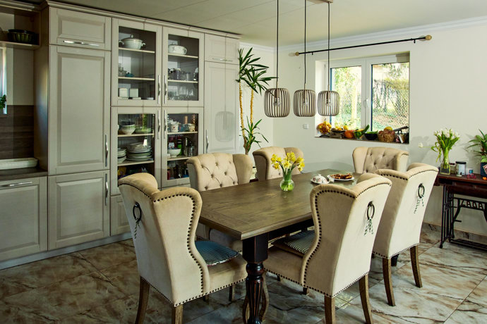 Hanka Kynychová bydlí v moderním domě s prvky vintage.