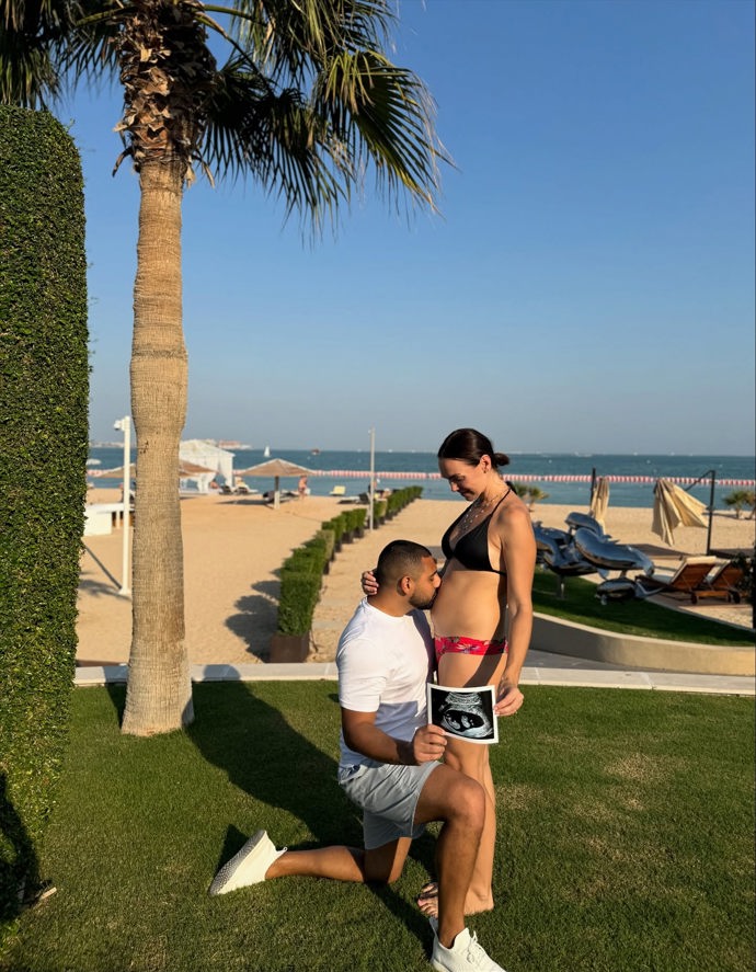 Takhle pár světu oznámil Kamily těhotenství. 