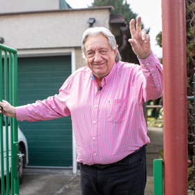 František Jirásek pozval magazín Lifee.cz do svého útulného domečku na pražském Chodově. 