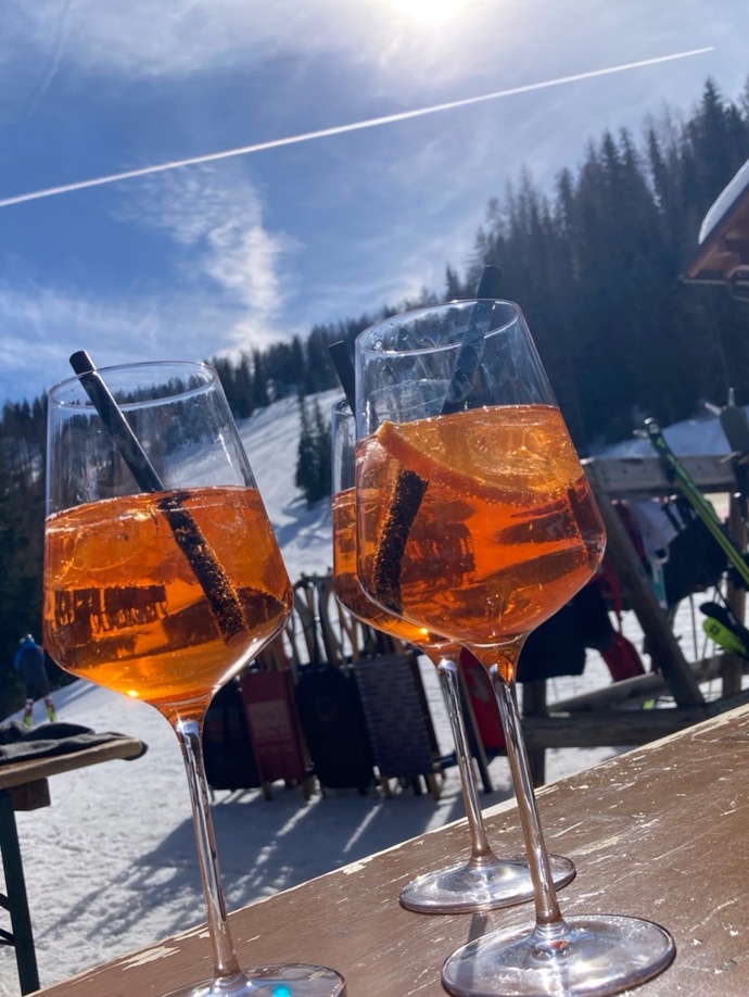 Užívali si chvíle s Aperolem.