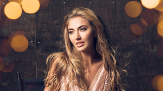 Vilma (22): Chtěla jsem se před přítelem blýsknout na plese. Cestou mě ale potkalo neštěstí