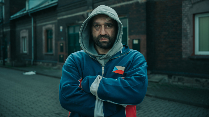 První ukázka z filmu Bojovník odhaluje syrové drama o hledání druhé šance: Milan Ondrík svádí nejtěžší zápas svého života