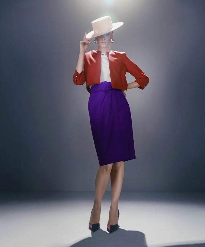 Módní styl princezny Diany rezonuje dodnes. A právě takhle může vypadat outfit, který si podle návodu v časopisu Burda Style můžete ušít i vy.