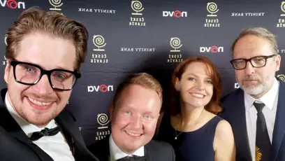 FOTO: Dagmar Jandová s ostatními lovci.