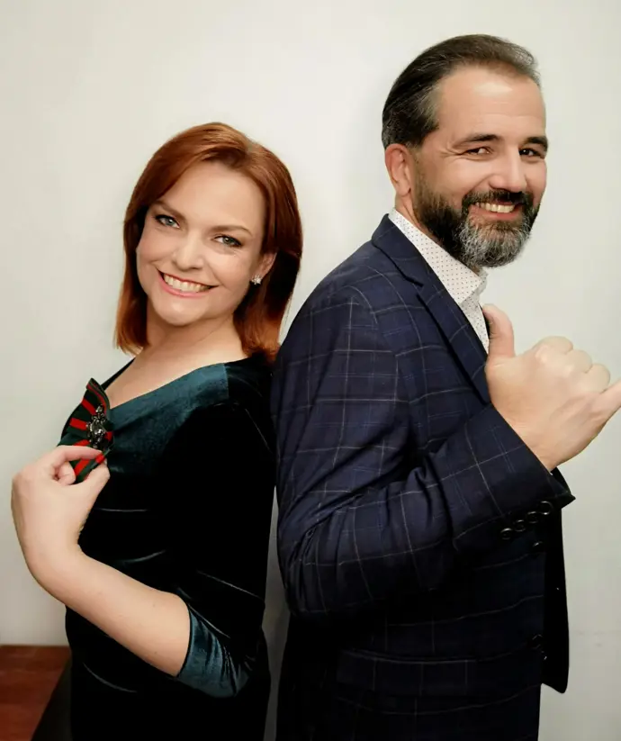 Dagmar Jandová s kalkulátorem. 