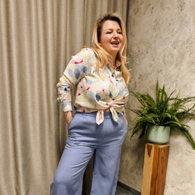 K jaru ale tradičně patří i něžnější barvy a motivy.