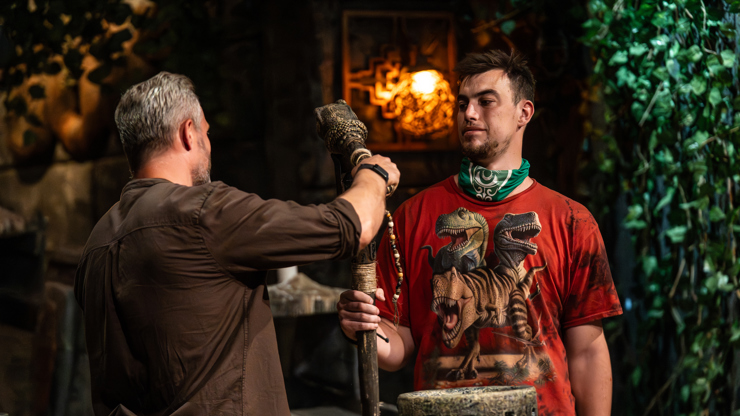 Ondřej Novotný zhasíná Dokimu pochodeň.