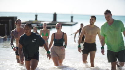 FOTO: Lukáš Švec v reality show Survivor předvádí výborné fyzické výkony.