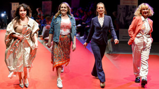 Anna Polívková, Nela Boudová i Dana Batulková v roli modelek: Na mole ukázaly nové trendy české módy