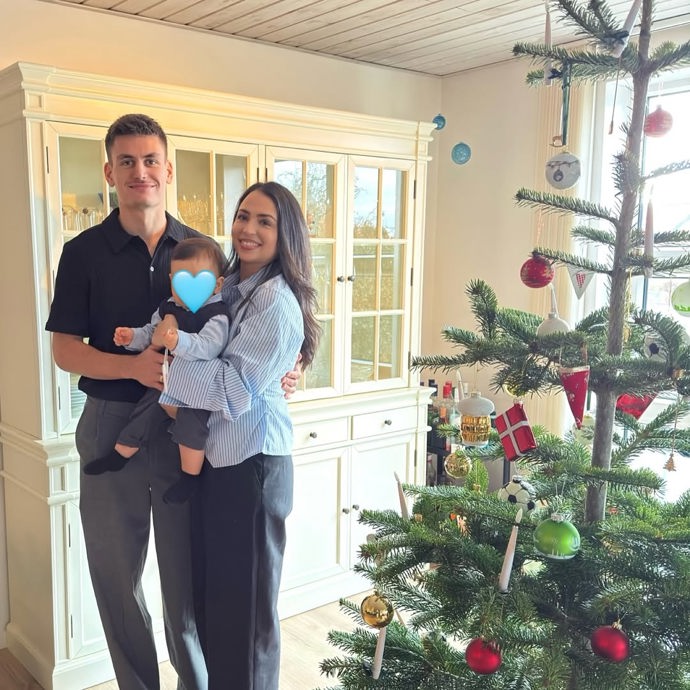 Büsra Barut, která se v minulosti sama aktivně věnovala fotbalu, je dnes tou největší oporou obránce Joakima Mæhleho.