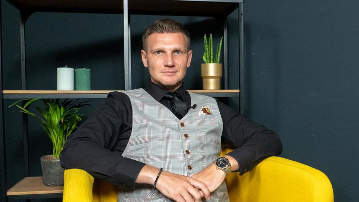 Jiří Hanousek v pořadu Extra host popsal pozadí svého odchodu ze Survivoru. 