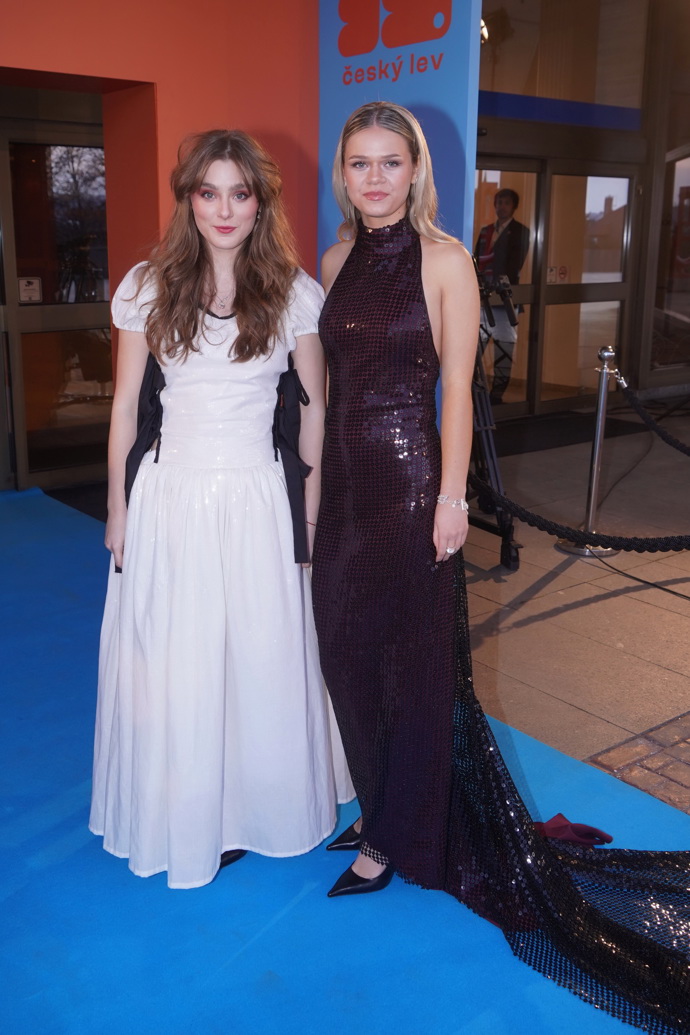 Kateřina Falbrová a Maya Kintera letos rozzářily Kongresové centrum Praha, kam se Český lev přesunul. 