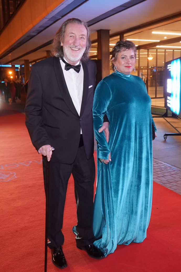 Bolek Polívka s manželkou Marcelou, která před nedávnem shodila dlouhé vlasy a je z ní krátkovláska. 