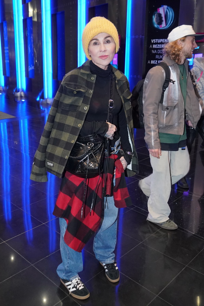 Kateřina Kaira Hrachovcová po dlouhé době na veřejnosti. 