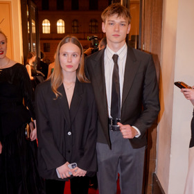 S Josefínou Prachařovou randí Tomas Sean Pšenička od roku 2024. 