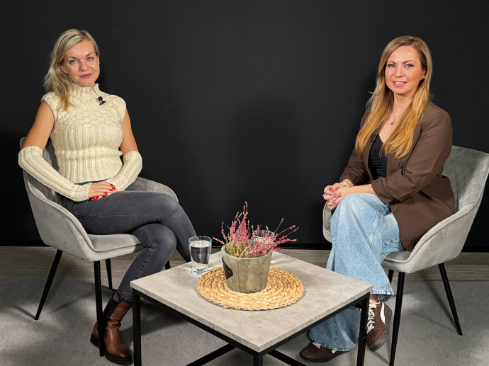 Hostem Báry Hlaváčkové v pořadu Ženská tabu byla oceňovaná válečná fotografka Jarmila Štuková.