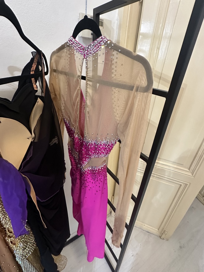 O tom svědčí i pohled zezadu.