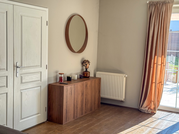 Malá skříňka v rohu, Veronika Žilková dává přednost volnému prostoru.