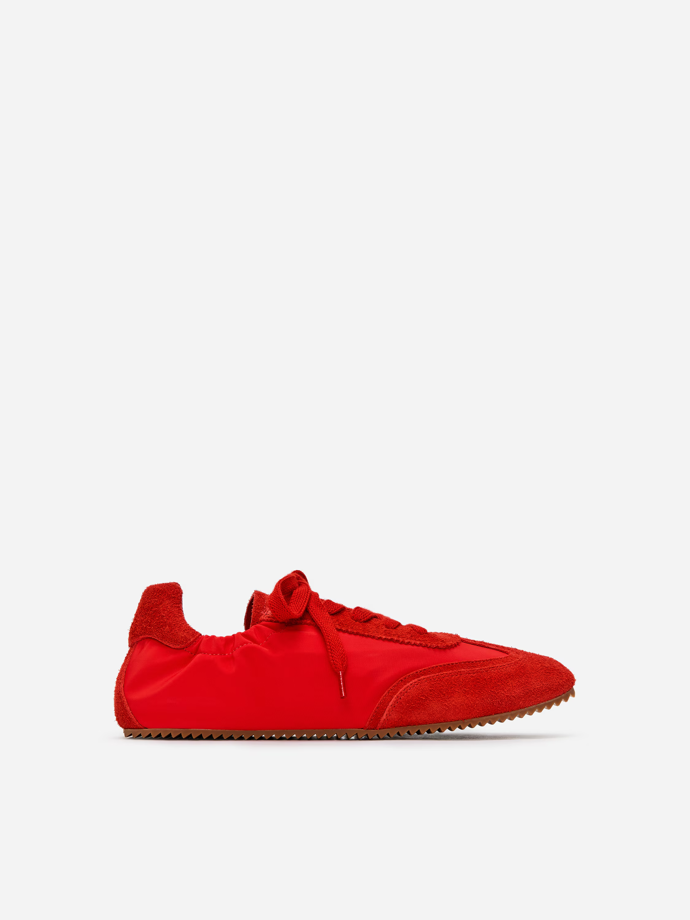 Tenisky ze semiše a nylonu, ARKET, 2750 Kč