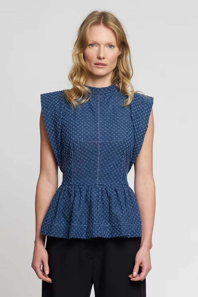 Denimový top s puntíky, Radka Sirková, 6250 Kč