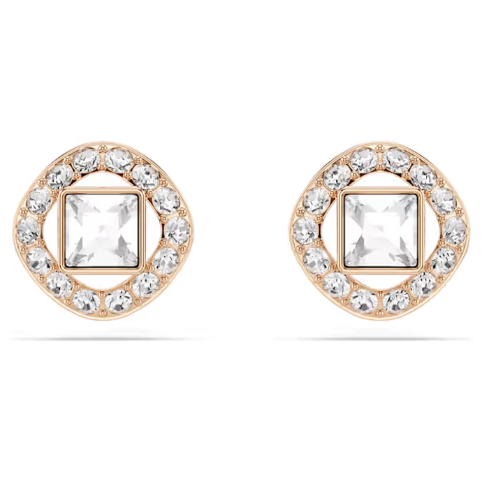 Outfit perfektně doladí nenápadný, ale stylový šperk třeba jako tyto peckové náušnice z dílny značky Swarovski Jejich cena je 1290 Kč.