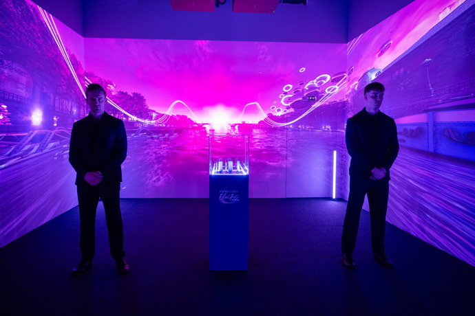 IQOS Electric Dreams poprvé v Praze: Večer splněných snů s Pauliem Garandem a Adamem Mišíkem