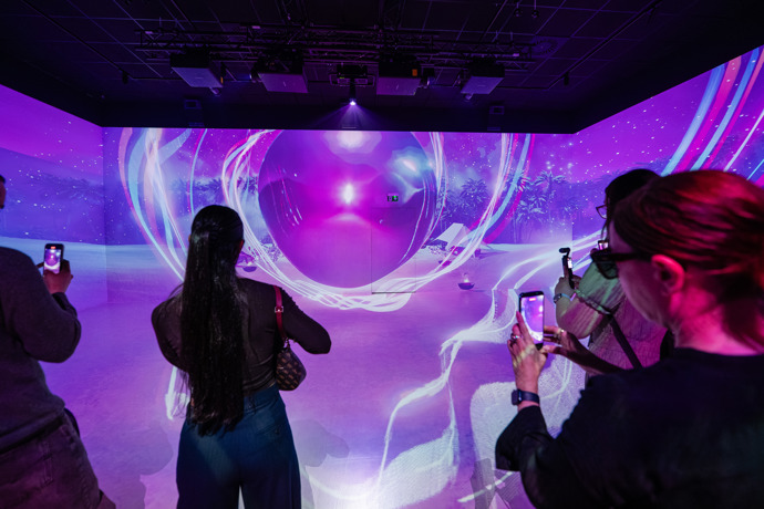 IQOS plní sny v projektu Electric Dreams – podpořili ho Adam Mišík i Paulie Garand