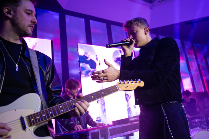 IQOS plní sny v projektu Electric Dreams – podpořili ho Adam Mišík i Paulie Garand