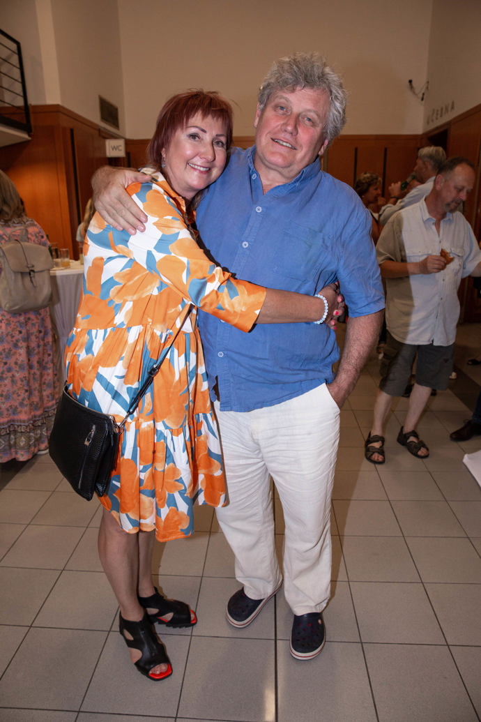 Svatbu měli po třinácti letech vztahu.