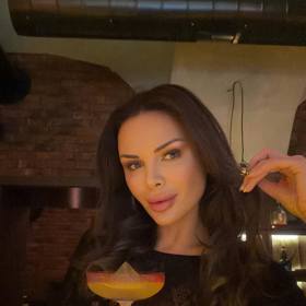 Laura Vargová pracovala jako asistentka Borise Kollára. 