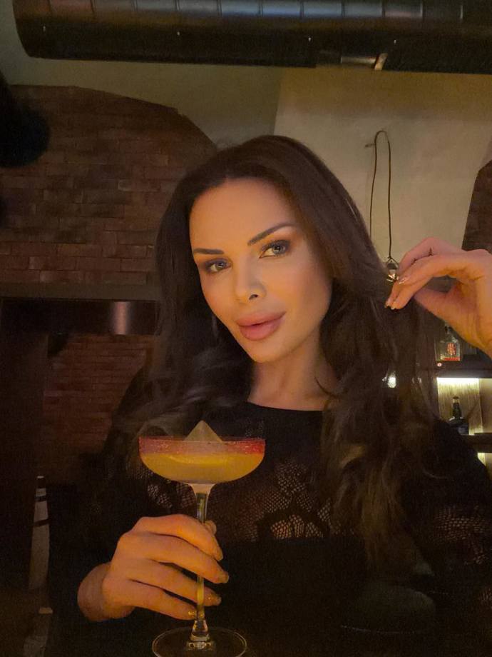 Laura Vargová pracovala jako asistentka Borise Kollára. 