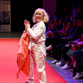 ...Dana Batulková...