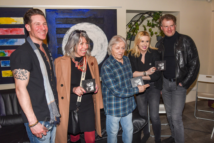  Petr Batěk vydal druhé řadové album s názvem Cesta ven.