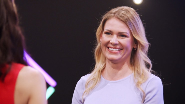 Divočina v Naked Attraction: Svobodná maminka s choutkami na starší muže i historická žádost o ruku