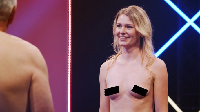 Bývalá barmanka se před televizními kamerami netajila tím, že má slabost pro výrazně starší muže.