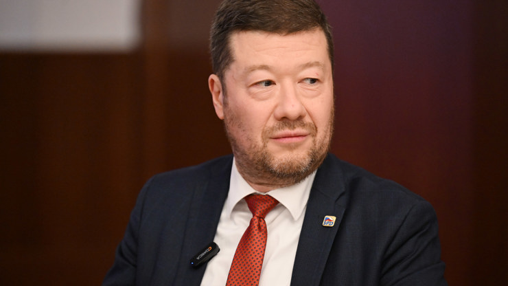 Tomio Okamura zavítal na akci hasičů.