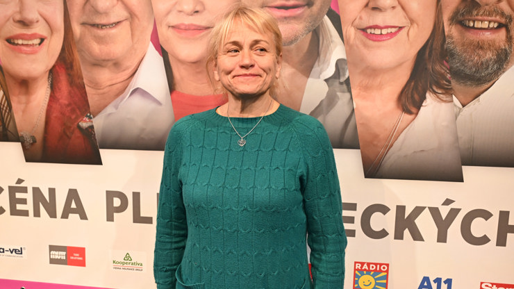 Pavle Tomicové to v zelených šatech moc slušelo.